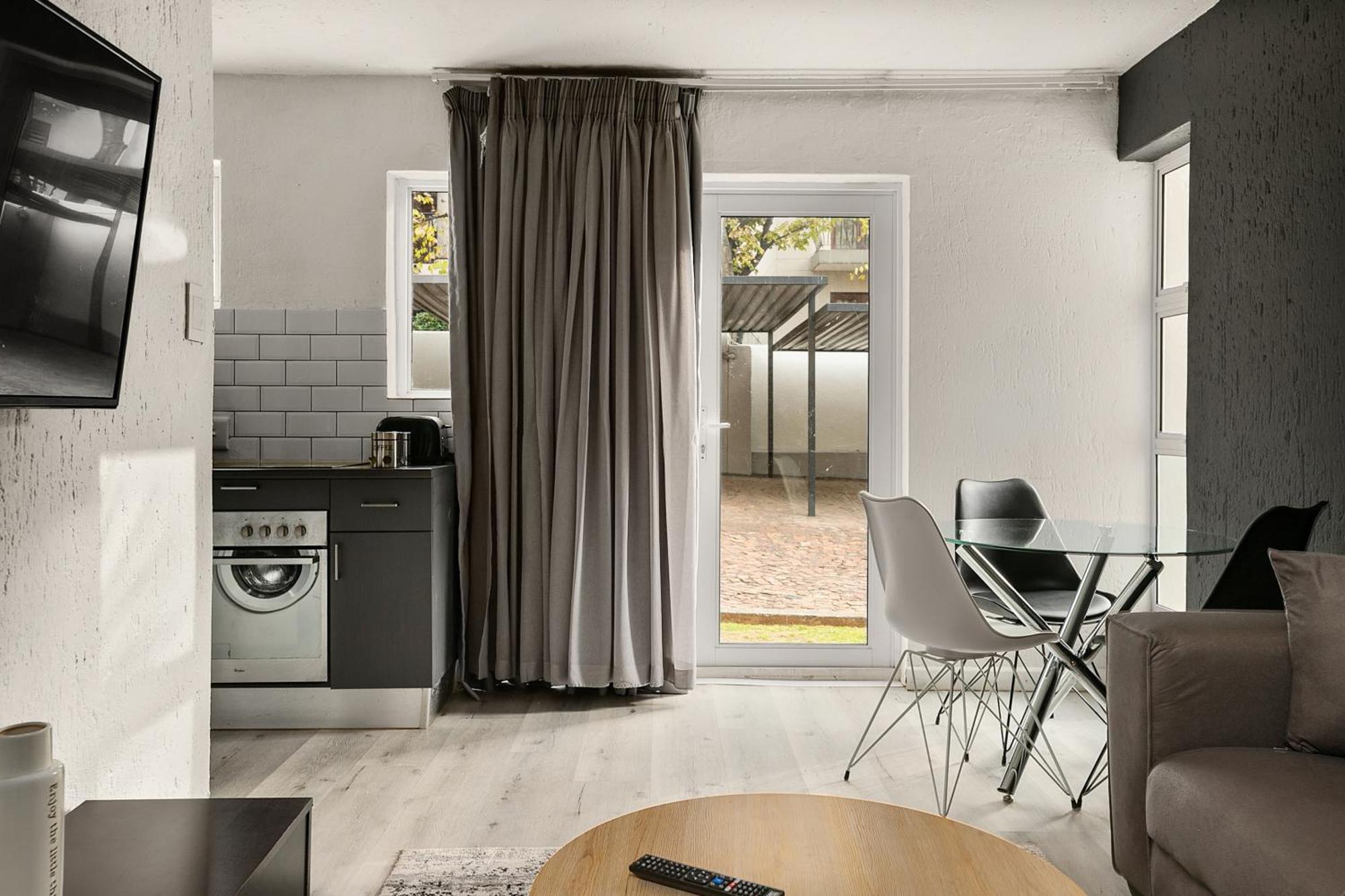 Marley On Katherine Apartments Johannesburg Exterior foto