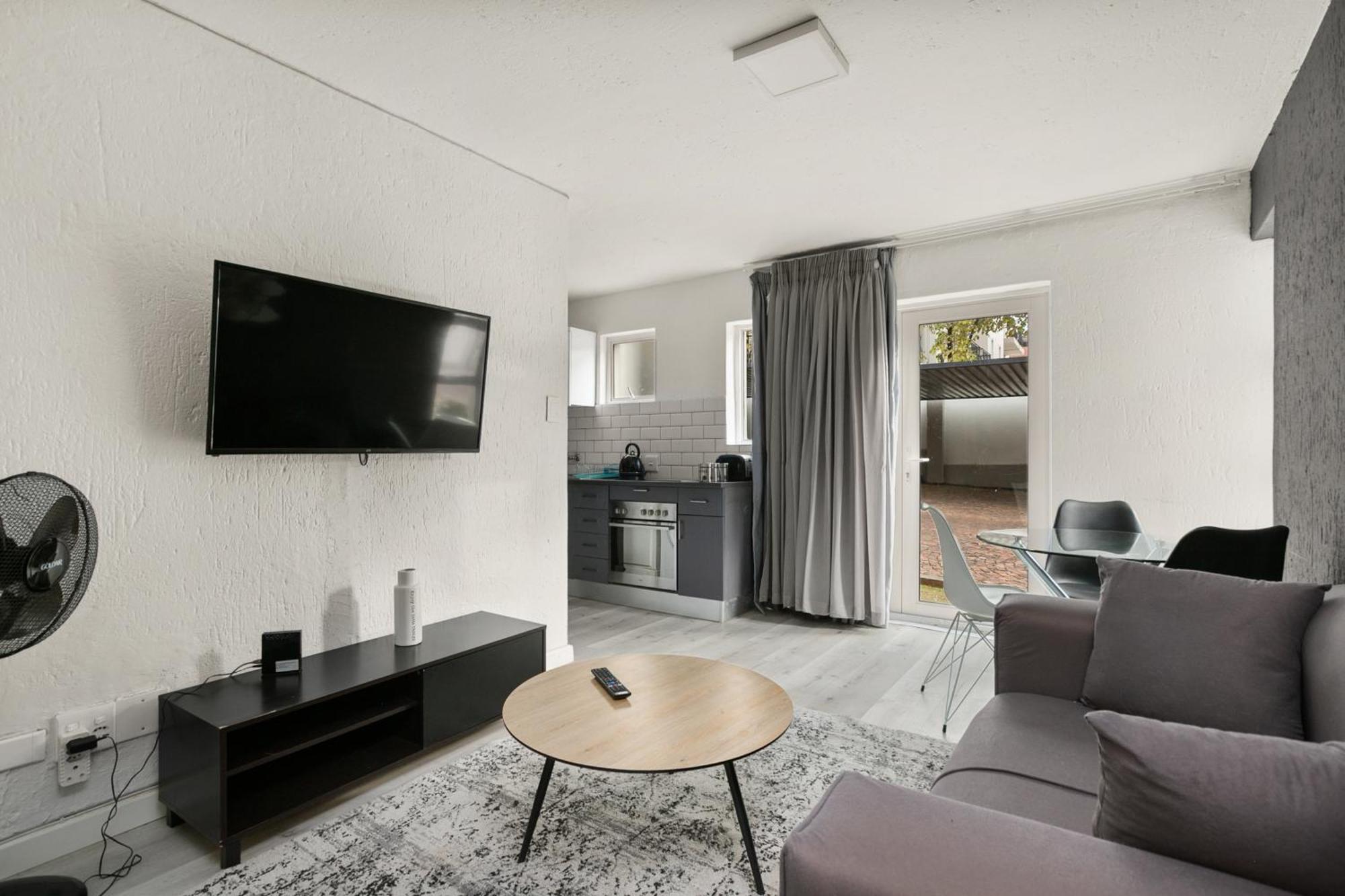 Marley On Katherine Apartments Johannesburg Exterior foto
