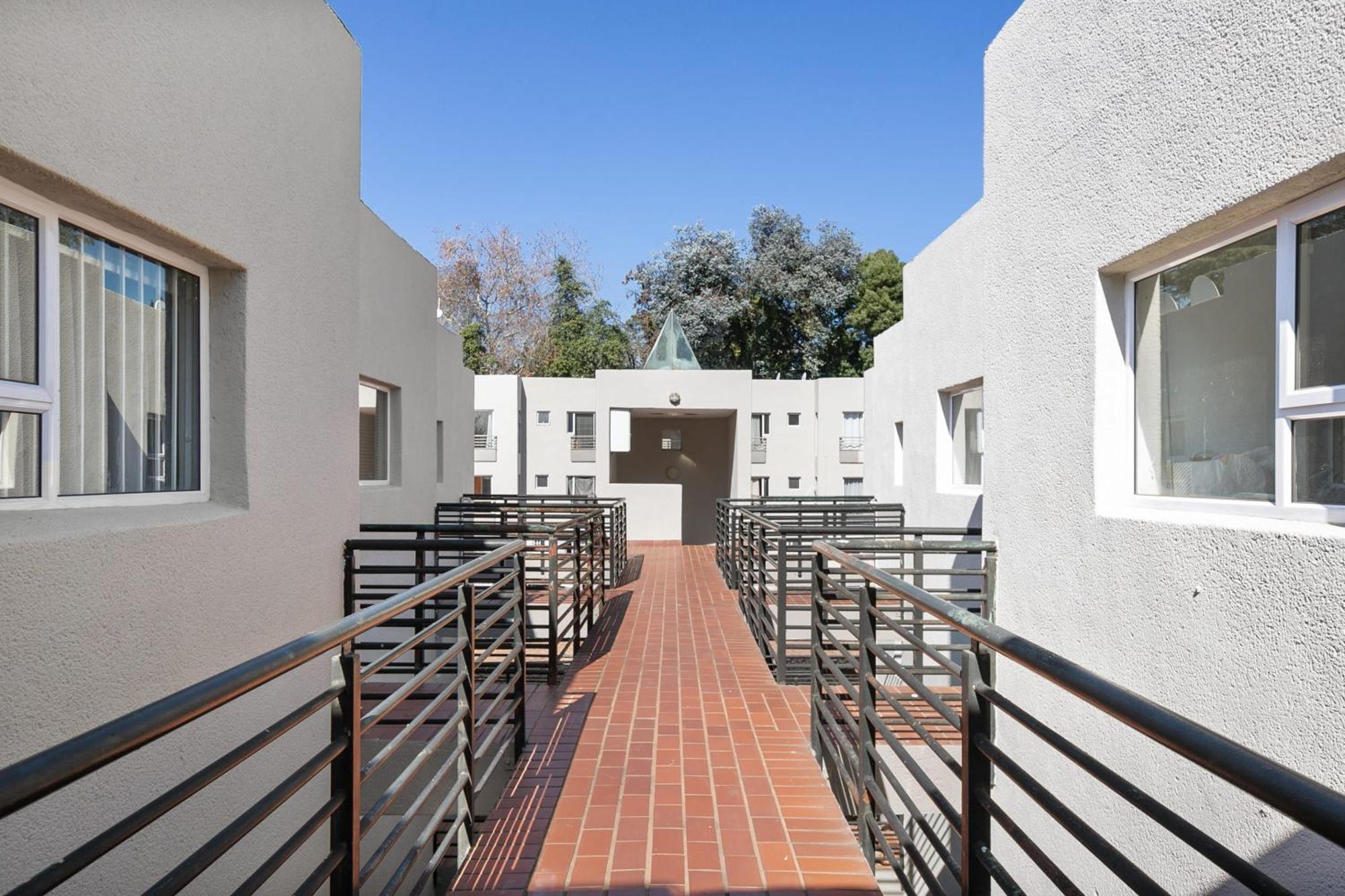 Marley On Katherine Apartments Johannesburg Exterior foto